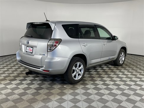 Used 2014 Toyota RAV4 EV image 26