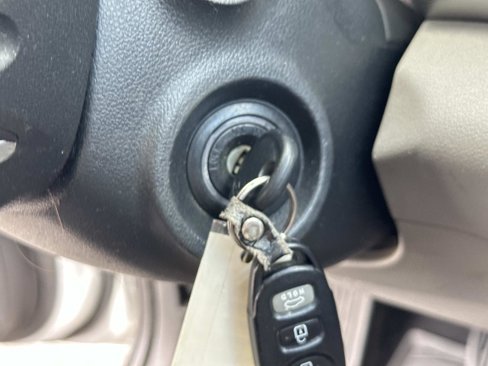 Used 2019 Hyundai Elantra SEL image 27