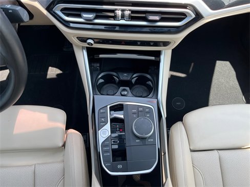 Certified 2023 BMW 330i xDrive Sedan w/ Driving Assistance Package image 11