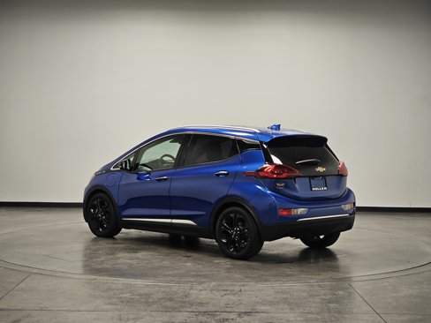 Used 2017 Chevrolet Bolt Premier w/ Driver Confidence II Package image 6