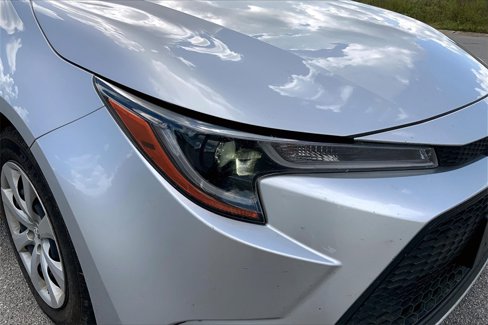 Used 2022 Toyota Corolla LE image 29