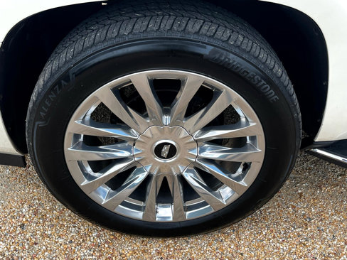 Used 2007 Cadillac Escalade EXT w/ Information Package image 13