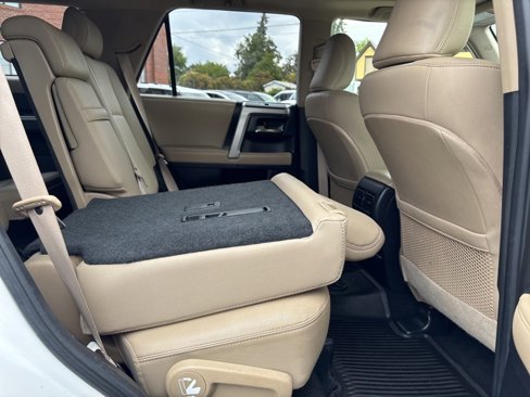 Used 2019 Toyota 4Runner SR5 Premium image 36