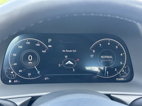 Used 2023 Hyundai Sonata Limited w/ Preferred Accessory Package image 29