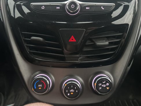 Used 2020 Chevrolet Spark ACTIV image 21