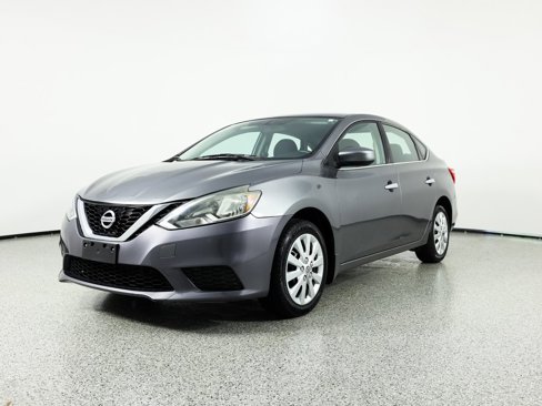 Used 2016 Nissan Sentra S image 3
