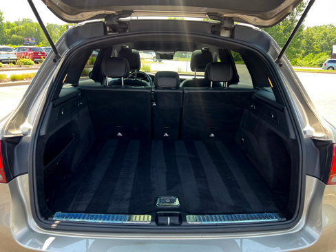 Used 2020 Mercedes-Benz GLC 300 4MATIC image 52