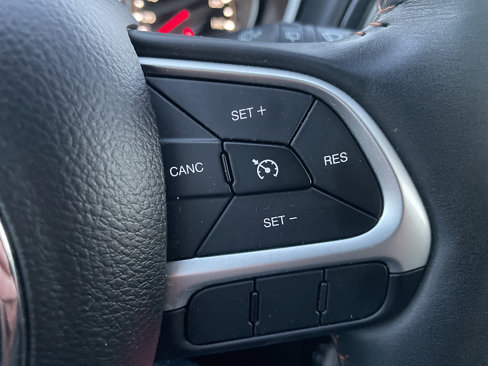 Used 2017 Jeep Compass Limited w/ Navigation Group image 44