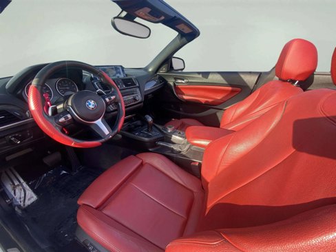 Used 2016 BMW M235i Convertible image 13