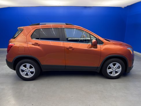 Used 2015 Chevrolet Trax LT w/ LT Plus Package image 8