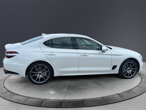 New 2025 Genesis G70 2.5T image 6