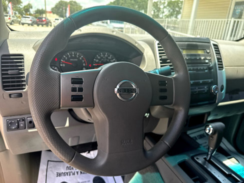 Used 2012 Nissan Frontier SV w/ SV Premium Utility Pkg image 24