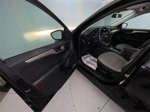 Used 2021 Ford Escape S image 11