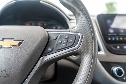 Used 2022 Chevrolet Malibu LT image 21