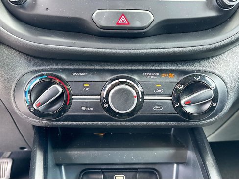 Used 2024 Kia Soul LX w/ Option Group 015 image 17
