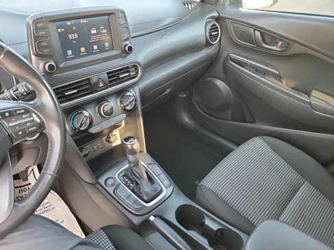 Used 2018 Hyundai Kona SEL image 13