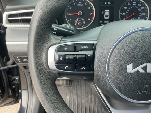 Used 2022 Kia K5 LX image 19