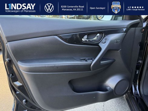 Used 2018 Nissan Rogue SL image 8