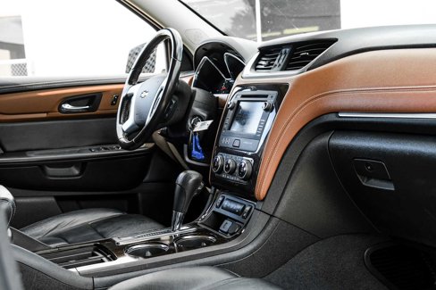 Used 2017 Chevrolet Traverse LT image 21
