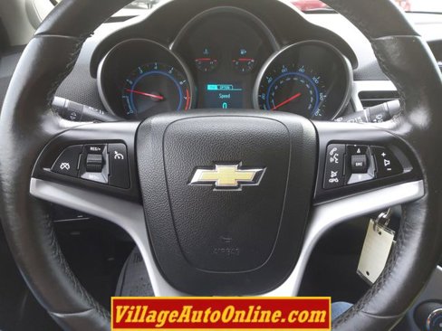 Used 2015 Chevrolet Cruze LT image 37