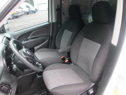 Used 2022 RAM ProMaster City Tradesman w/ Window Group 04 image 8