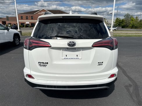 Used 2018 Toyota RAV4 XLE image 7