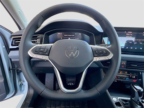 New 2025 Volkswagen Jetta SE image 11
