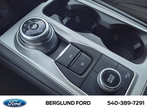 Used 2022 Ford Explorer XLT image 38