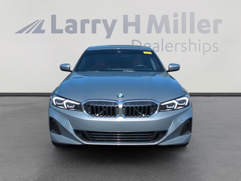 Used 2023 BMW 330i Sedan w/ Convenience Package image 8