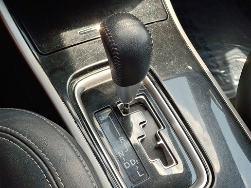 Used 2020 Mitsubishi Outlander ES image 15
