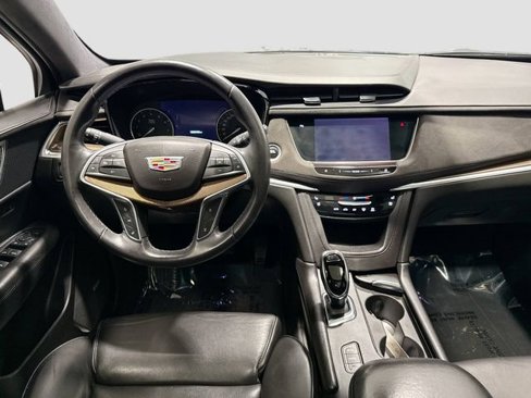 Used 2017 Cadillac XT5 Platinum image 21