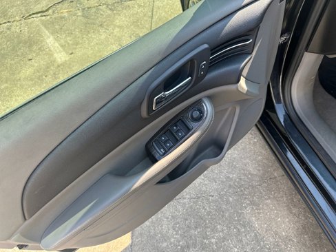 Used 2014 Chevrolet Malibu LT w/ Power Convenience Package image 12