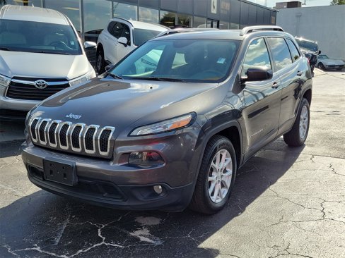 Used 2014 Jeep Cherokee Latitude w/ Cold Weather Group image 31
