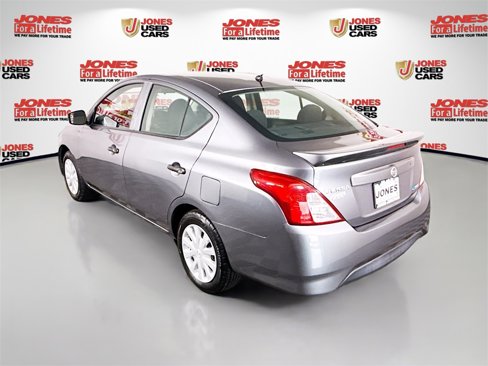 Used 2016 Nissan Versa S Plus image 2