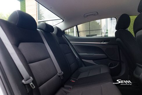 Used 2018 Hyundai Elantra SE image 15