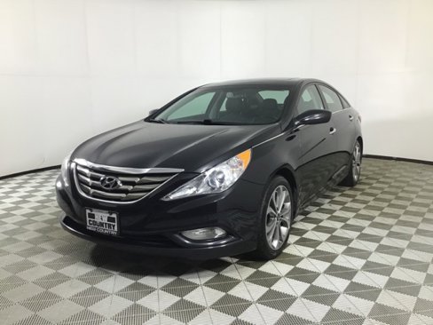 Used 2013 Hyundai Sonata SE w/ Navigation & Sunroof Pkg image 3
