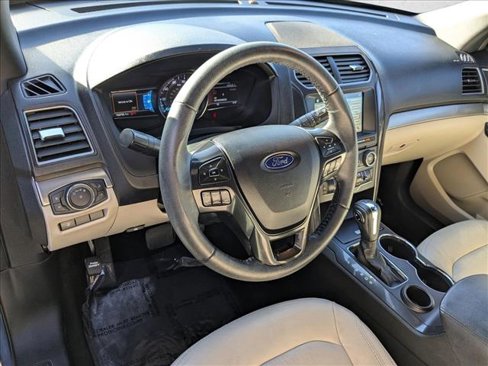 Certified 2018 Ford Explorer XLT w/ Equipment Group 202A image 10