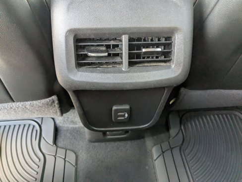 Used 2022 Chevrolet Equinox RS w/ RS Leather Package image 30