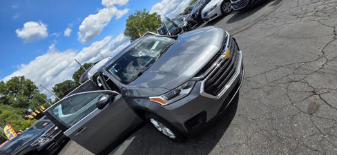 Used 2019 Chevrolet Traverse LS image 16