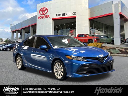 Used 2019 Toyota Camry LE image 1