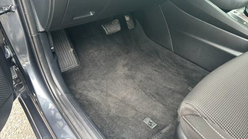 Used 2020 Kia Forte LXS image 29