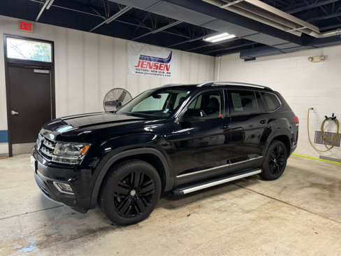 Used 2019 Volkswagen Atlas SEL Premium image 1