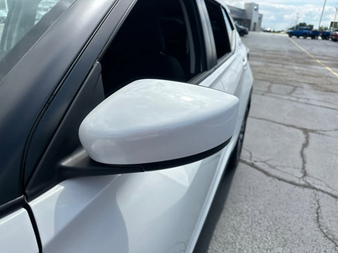 Used 2022 Nissan Kicks SV image 12