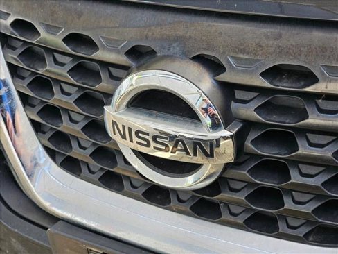Used 2020 Nissan Kicks S image 14