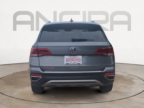 Used 2022 Volkswagen Taos SE image 9