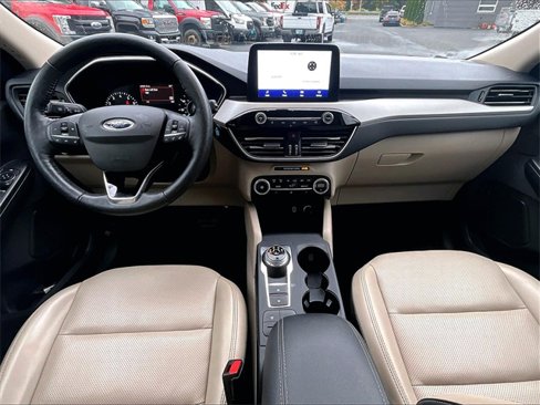 Used 2020 Ford Escape SEL image 16