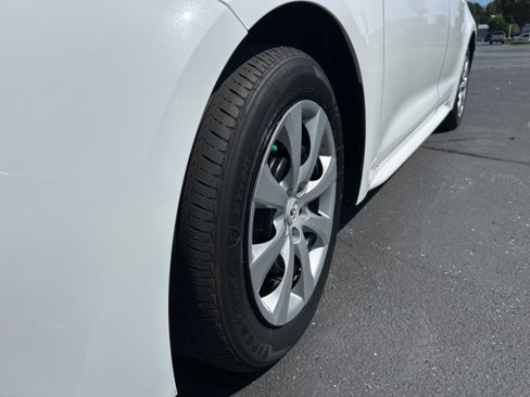 Used 2023 Toyota Corolla LE image 10