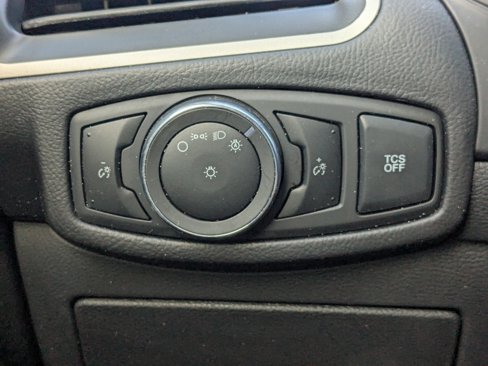 Used 2024 Ford Edge SEL image 29