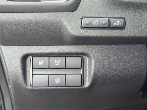 New 2025 Nissan Leaf S image 31
