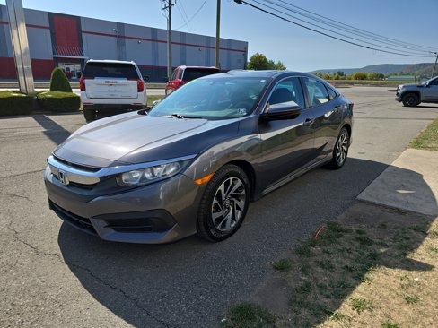 Used 2017 Honda Civic EX image 8